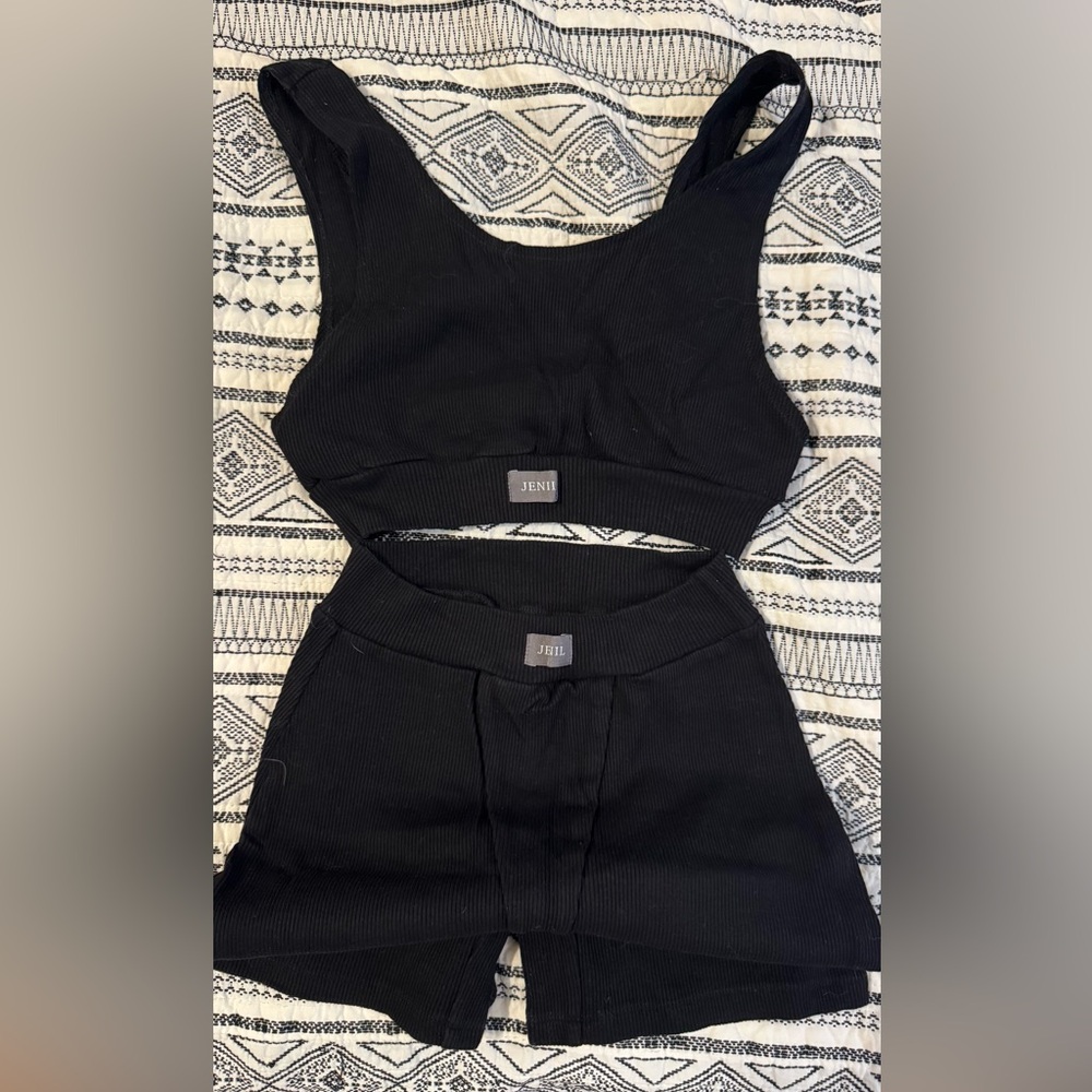 Black Ribbed Cutout Crop Top - Women's